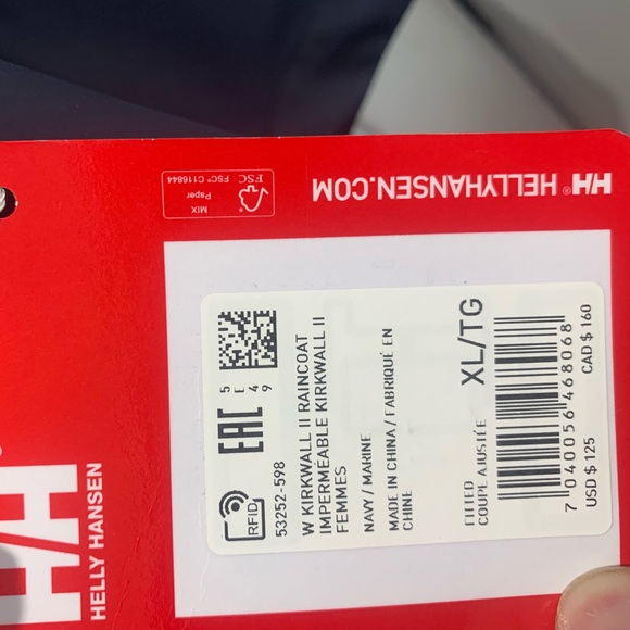 Helly Hansen Rain Coat - Picture 2 of 2